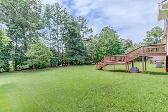 4461 S Roberts Drive, Sugar Hill, GA 30518