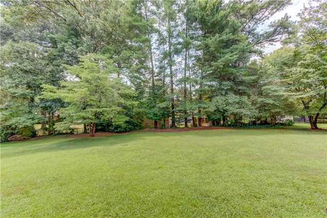 4461 S Roberts Drive, Sugar Hill, GA 30518