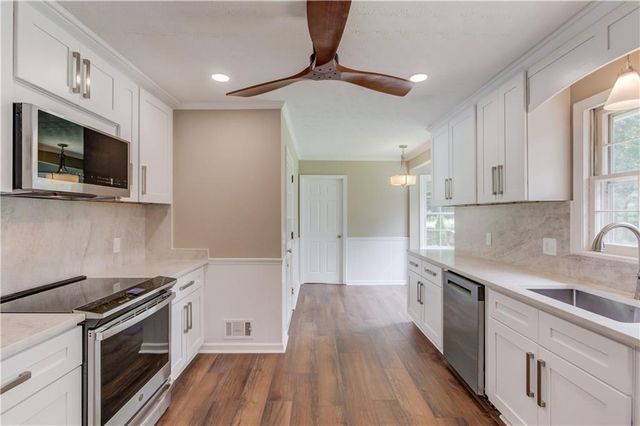 4461 S Roberts Drive, Sugar Hill, GA 30518