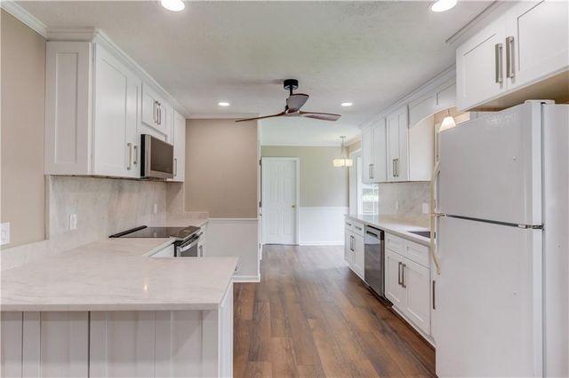 4461 S Roberts Drive, Sugar Hill, GA 30518
