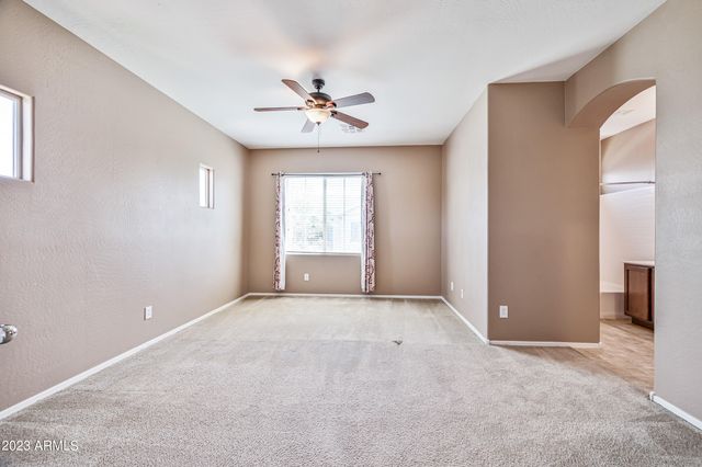 9406 S 33RD Drive, Laveen, AZ 85339