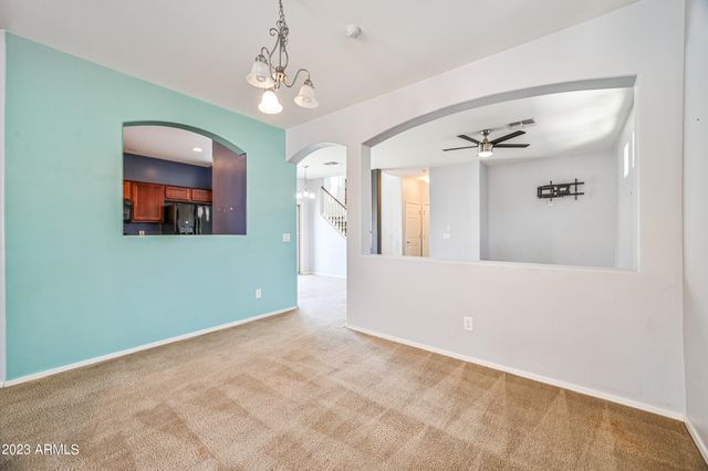 9406 S 33RD Drive, Laveen, AZ 85339