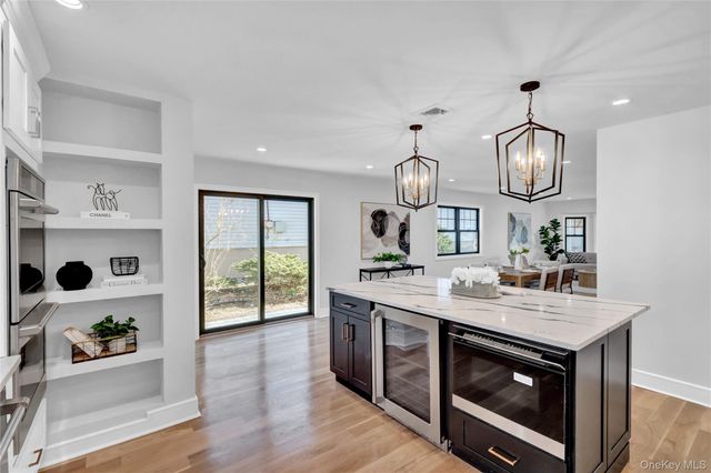 105 Radcliff Avenue, Port Washington, NY 11050