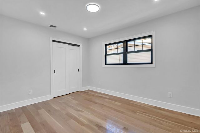 105 Radcliff Avenue, Port Washington, NY 11050