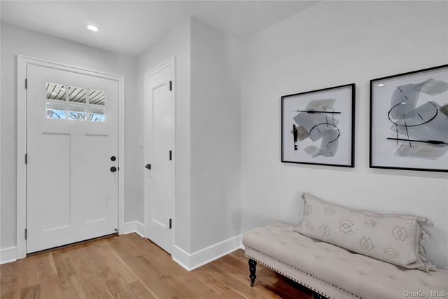 105 Radcliff Avenue, Port Washington, NY 11050