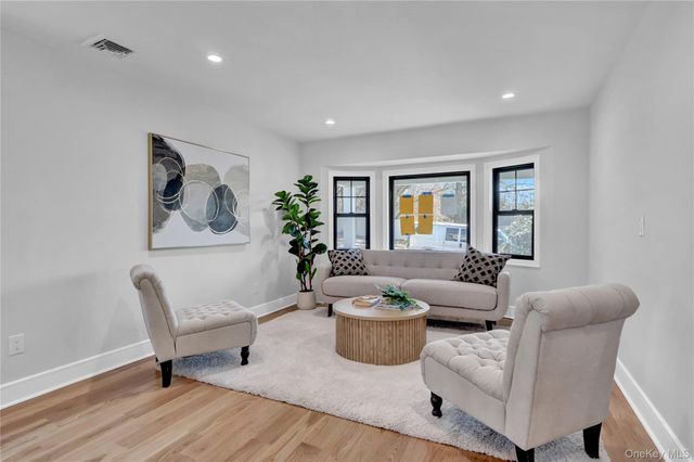 105 Radcliff Avenue, Port Washington, NY 11050