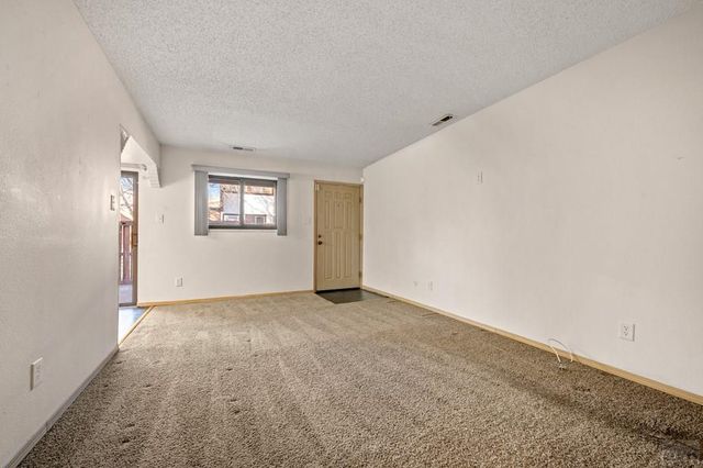 124 Scotland Rd Apt E, Pueblo, CO 81001