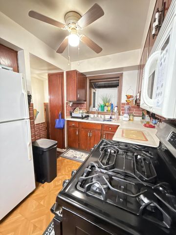 2606 Birch Avenue, Whiting, IN 46394