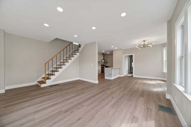423 EAST Avenue, Erie, PA 16507