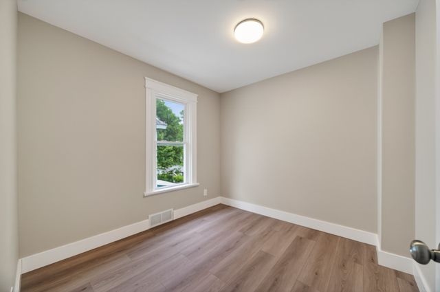 423 EAST Avenue, Erie, PA 16507