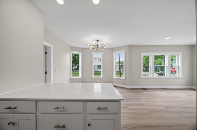 423 EAST Avenue, Erie, PA 16507