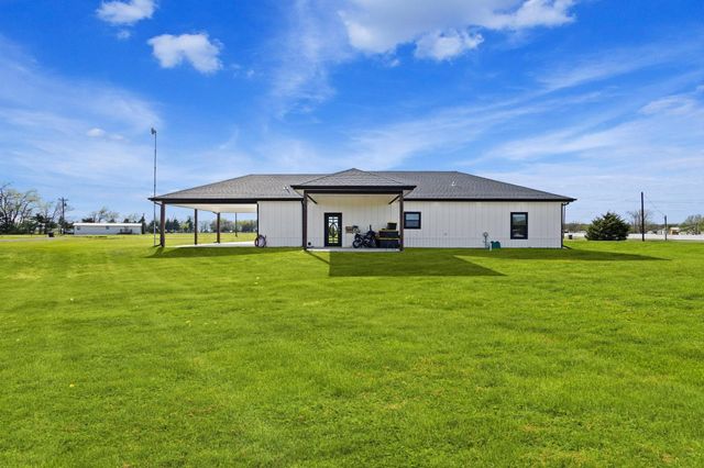 1706 County Road 35400, Sumner, TX 75486