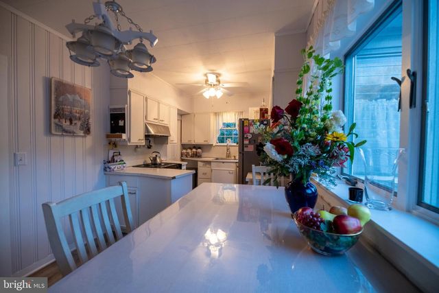 453 ROUTE 33 E, East Windsor, NJ 08520