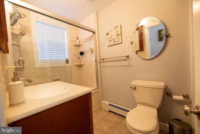 453 ROUTE 33 E, East Windsor, NJ 08520