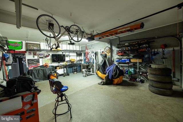 453 ROUTE 33 E, East Windsor, NJ 08520