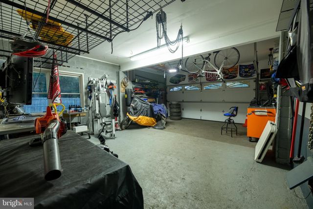 453 ROUTE 33 E, East Windsor, NJ 08520