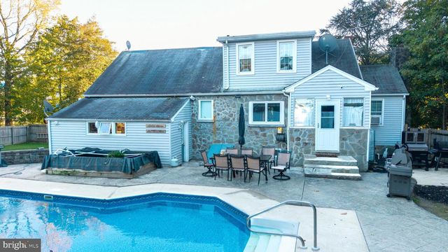 453 ROUTE 33 E, East Windsor, NJ 08520