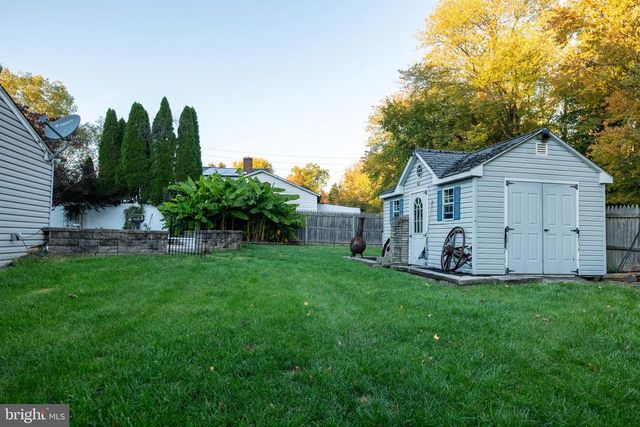 453 ROUTE 33 E, East Windsor, NJ 08520