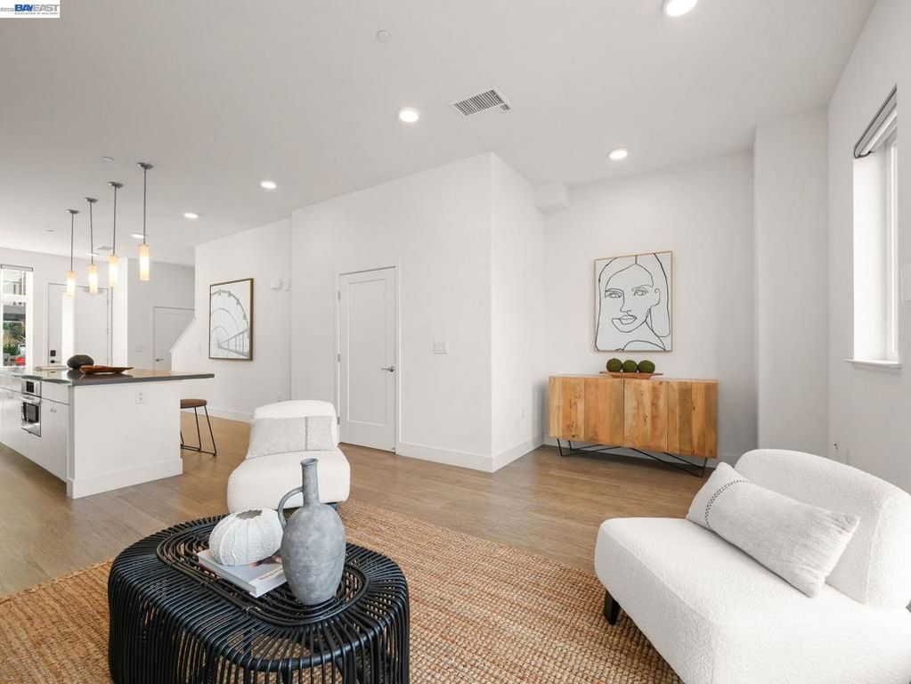 Image 2 of property listing at 3768 Capitol Ave 309B, Fremont, CA 94538