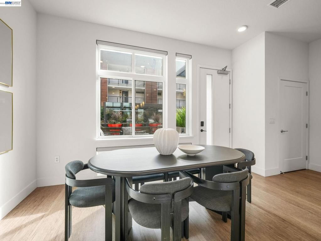 Image 5 of property listing at 3768 Capitol Ave 309B, Fremont, CA 94538