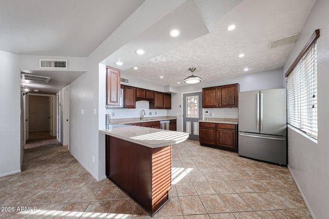 93 S 95TH Street, Chandler, AZ 85224