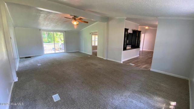 304 W Foy Street, Richlands, NC 28574