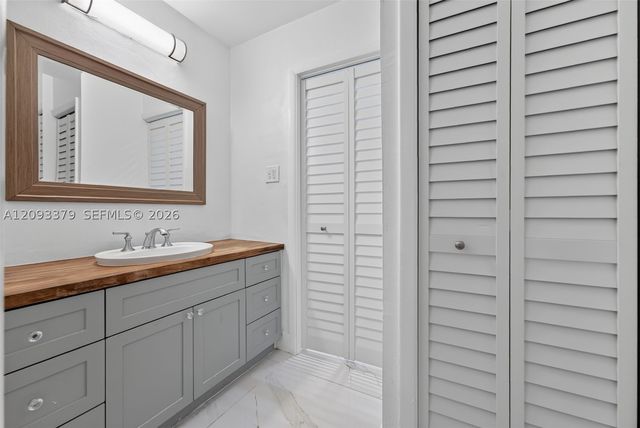 3147 SW 24th St 3149, Miami, FL 33133