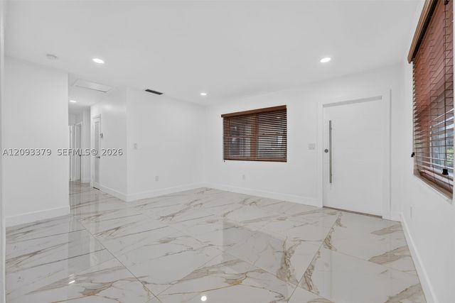 3147 SW 24th St 3149, Miami, FL 33133