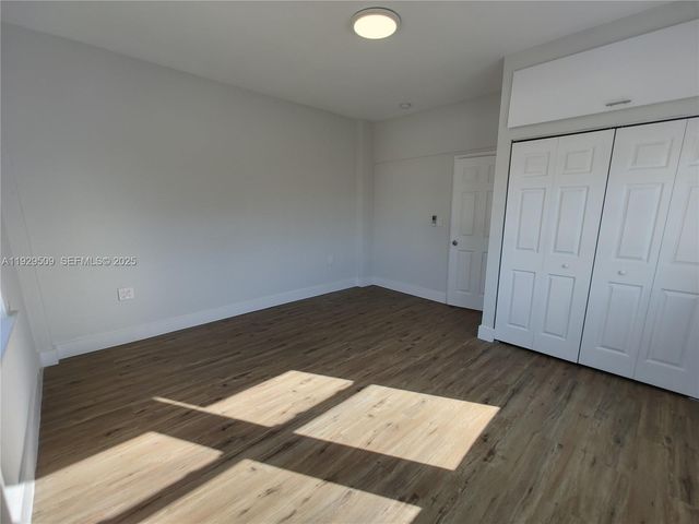 1629 SW 6th St 12, Miami, FL 33135