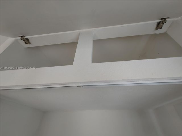 1629 SW 6th St 12, Miami, FL 33135