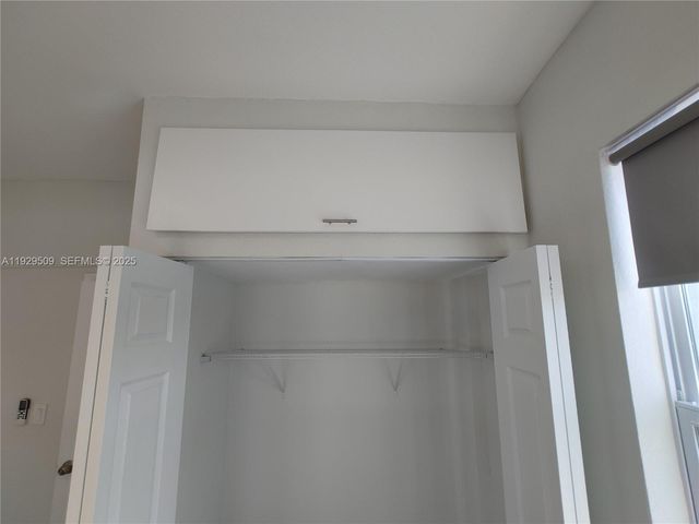 1629 SW 6th St 12, Miami, FL 33135