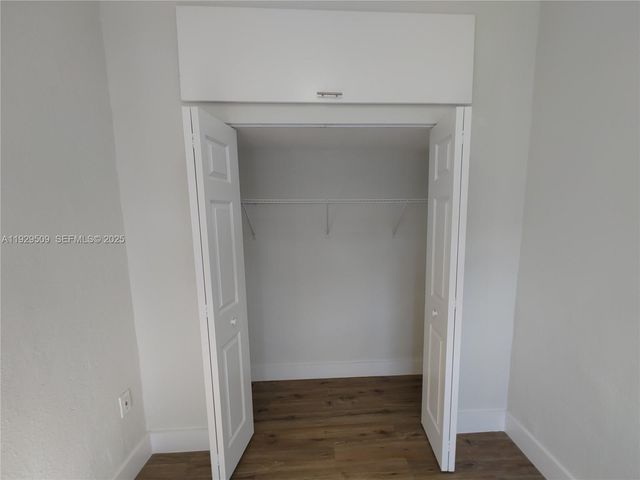 1629 SW 6th St 12, Miami, FL 33135