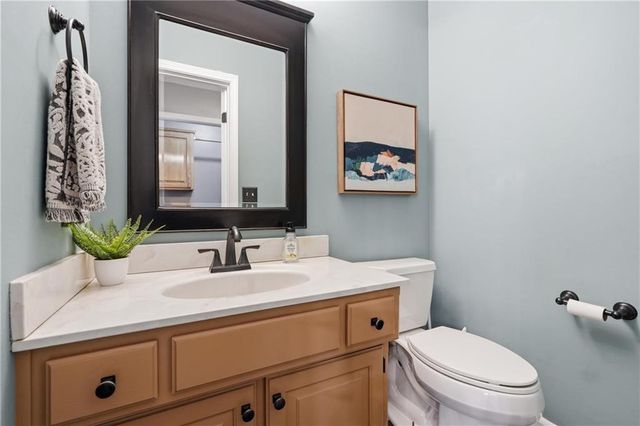 8221 Park Street, Lenexa, KS 66215