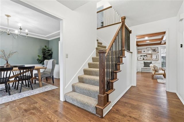 8221 Park Street, Lenexa, KS 66215