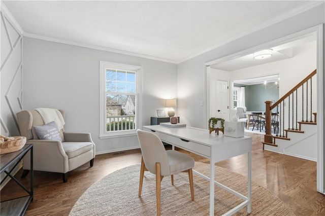 8221 Park Street, Lenexa, KS 66215