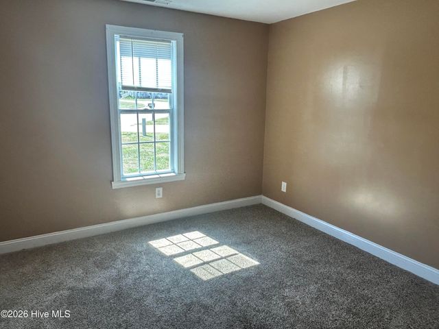 2016 Creek Road, Nashville, NC 27856