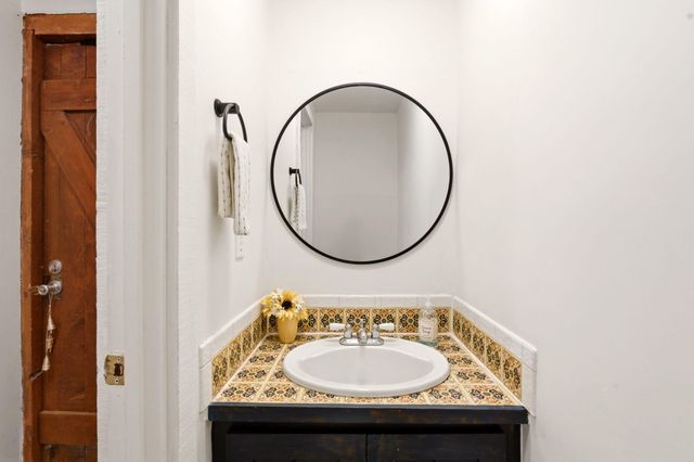 166 Sandia View Road, Corrales, NM 87048