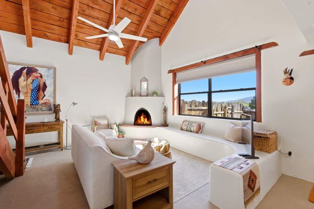 166 Sandia View Road, Corrales, NM 87048