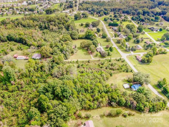 445 Moose Club Road, Statesville, NC 28677
