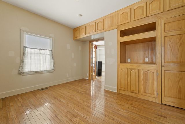 240 Humpfer Street, Hammond, IN 46324