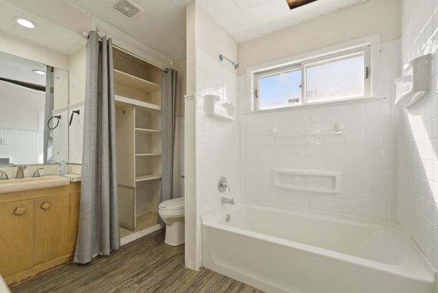 240 Humpfer Street, Hammond, IN 46324