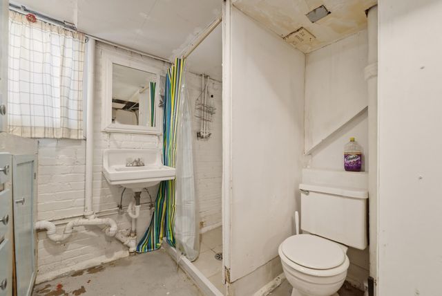 240 Humpfer Street, Hammond, IN 46324