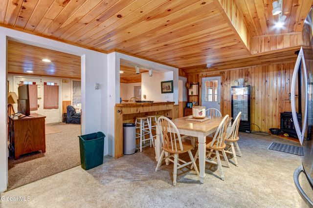 134 Lincoln Avenue, Northampton, NY 12134