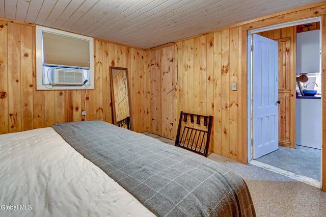 134 Lincoln Avenue, Northampton, NY 12134