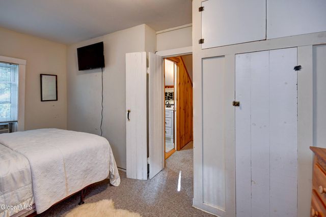 134 Lincoln Avenue, Northampton, NY 12134