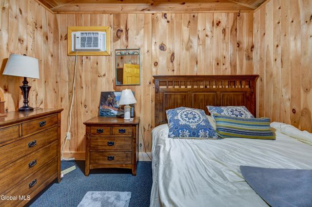 134 Lincoln Avenue, Northampton, NY 12134