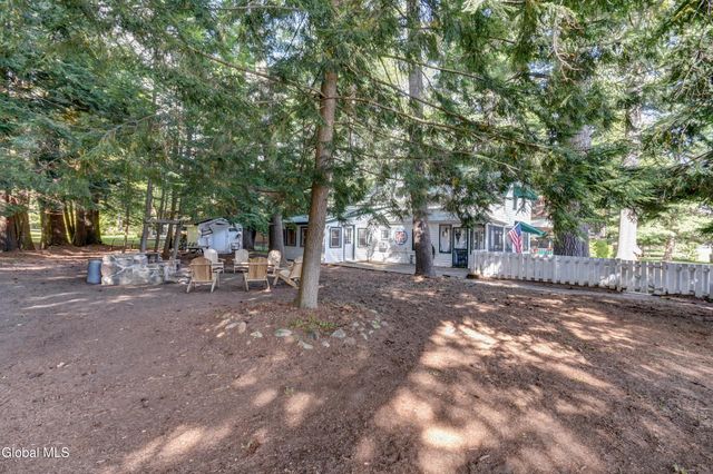 134 Lincoln Avenue, Northampton, NY 12134