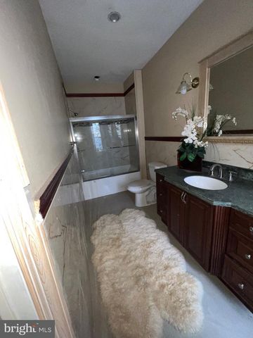 541 SPRING ST, Reading, PA 19601