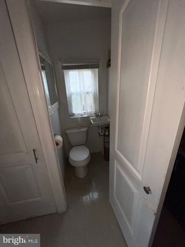 541 SPRING ST, Reading, PA 19601
