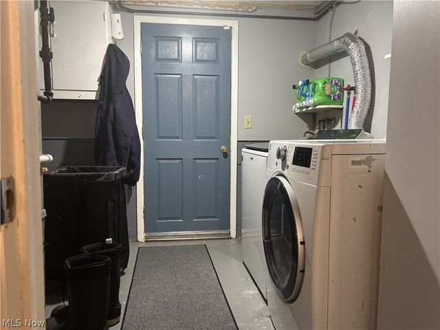 236 Northfield Drive, Elyria, OH 44035